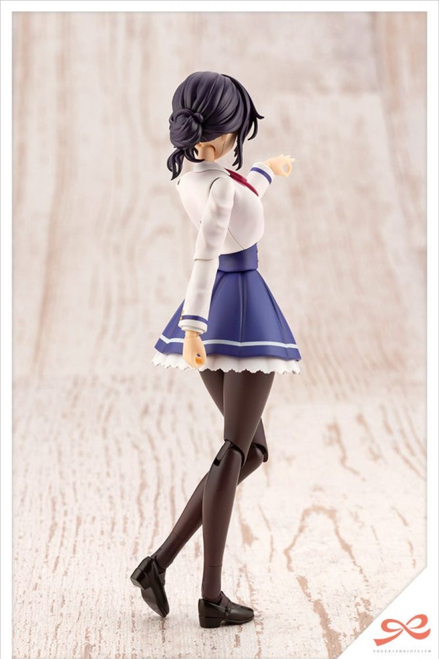 In Stock Kotobukiya | Sousai Shojo Teien Ritsuka Saeki (St. Iris Gakuen Girls' High School Winter Clothes) Dreaming Style Snow White