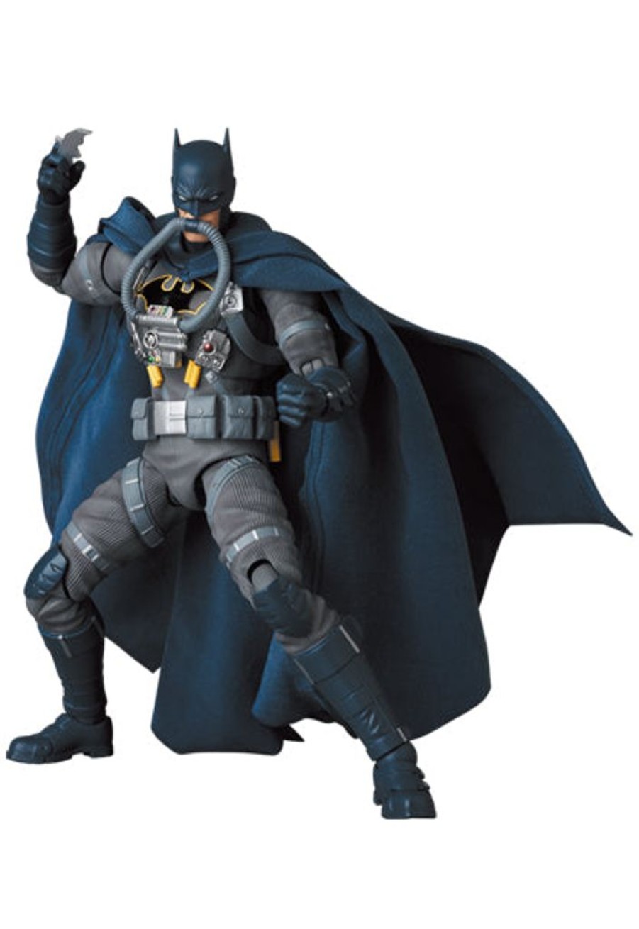 In Stock MEDICOM TOY | Mafex Stealth Jumper Batman (Batman: Hush Ver.)