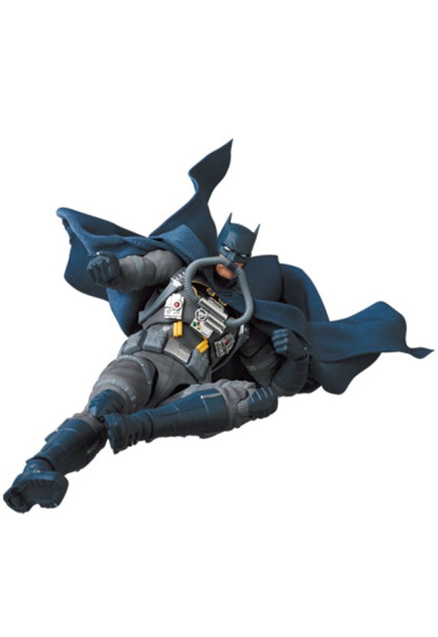 In Stock MEDICOM TOY | Mafex Stealth Jumper Batman (Batman: Hush Ver.)