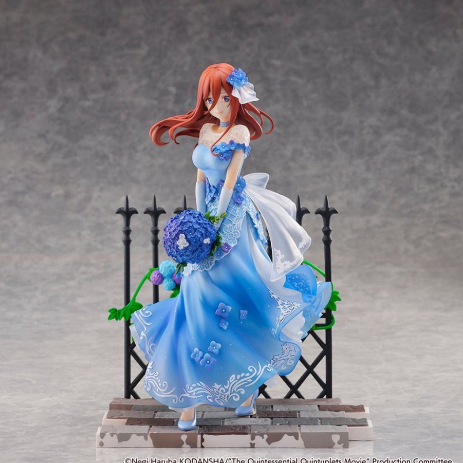 Pre-Orders Estream | Miku Nakano -Floral Dress Ver.- (Shibuya Scramble Figure) 1/7 Scale Figure