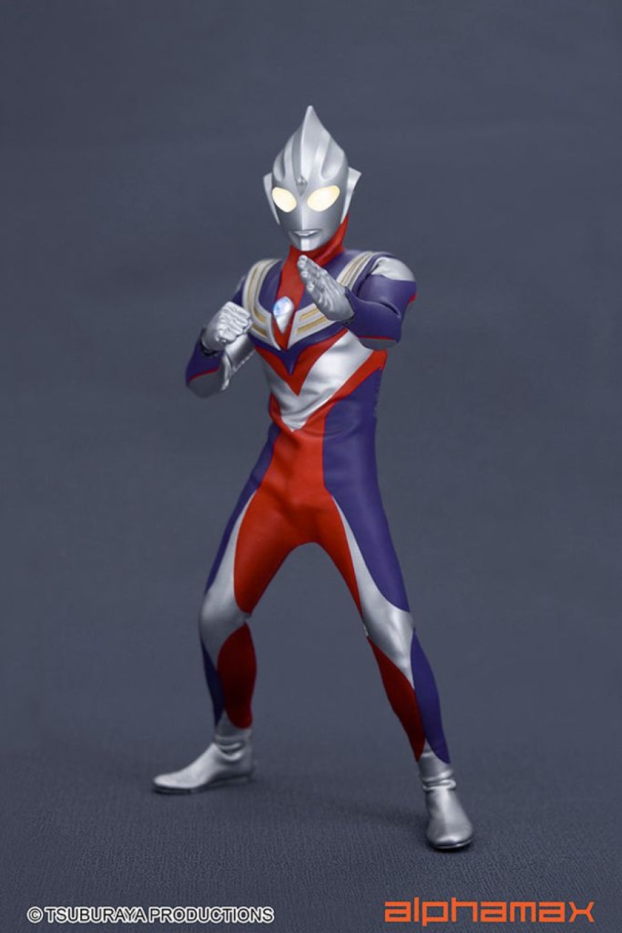 Products Alphamax | Ultraman Tiga Action Figure