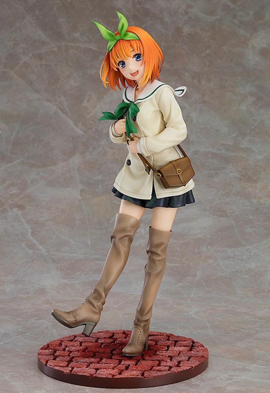 Products Good Smile Company | Yotsuba Nakano: Date Style Ver. 1/6 Scale Figure