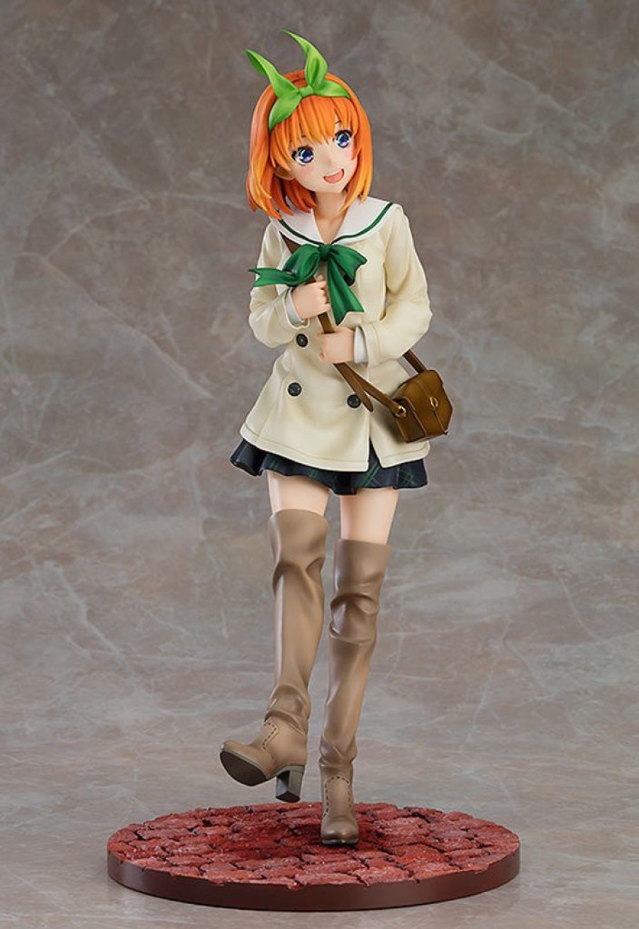 Products Good Smile Company | Yotsuba Nakano: Date Style Ver. 1/6 Scale Figure