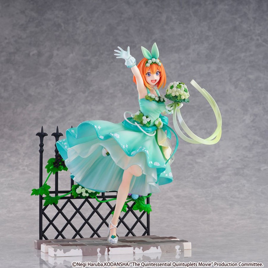 Products Estream | Yotsuba Nakano -Floral Dress Ver.- 1/7 Scale Figure