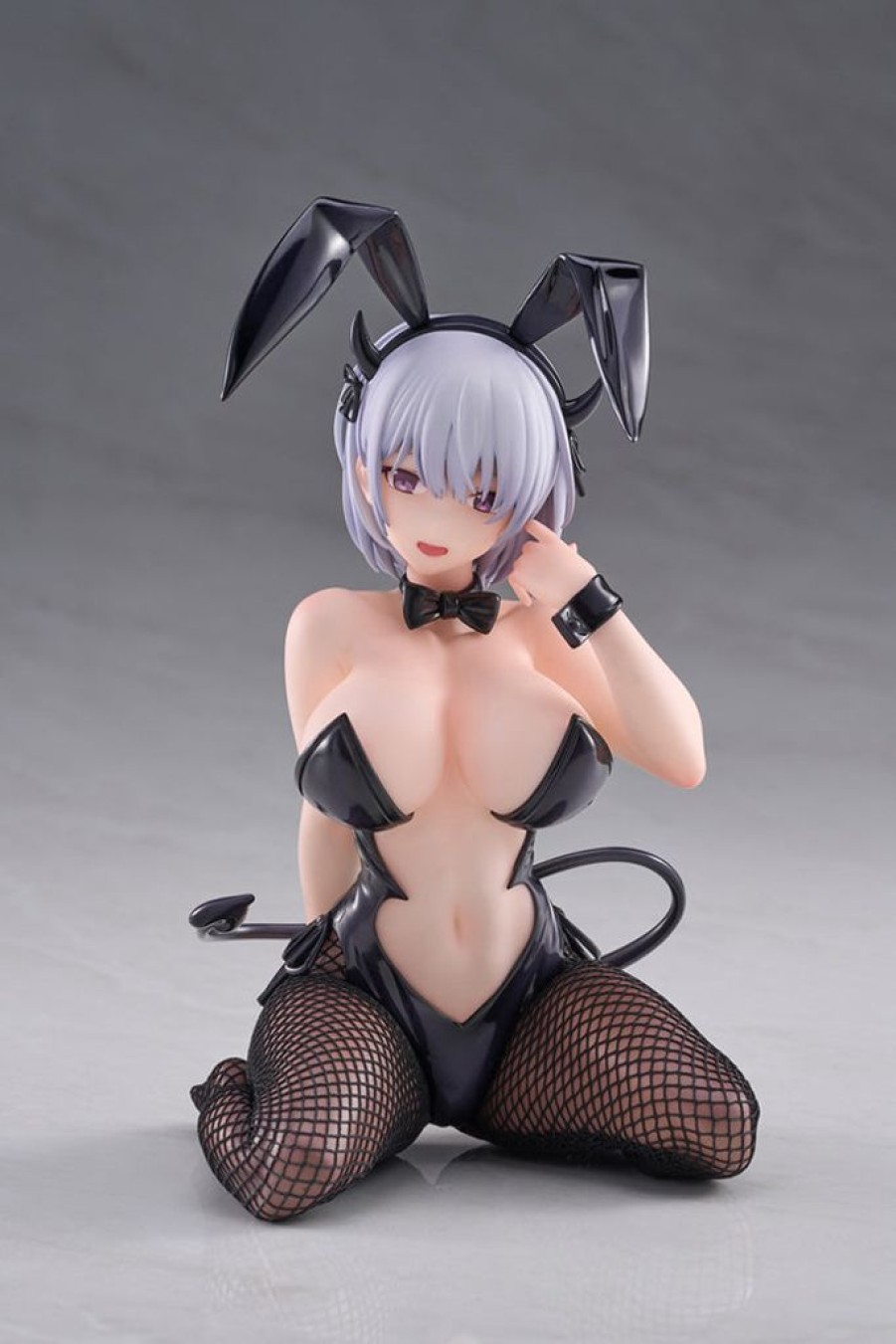 18+ XCX | Bunny Girl Lume Illustrated By Yatsumi Suzuame Normal Edition 1/6 Scale Figure