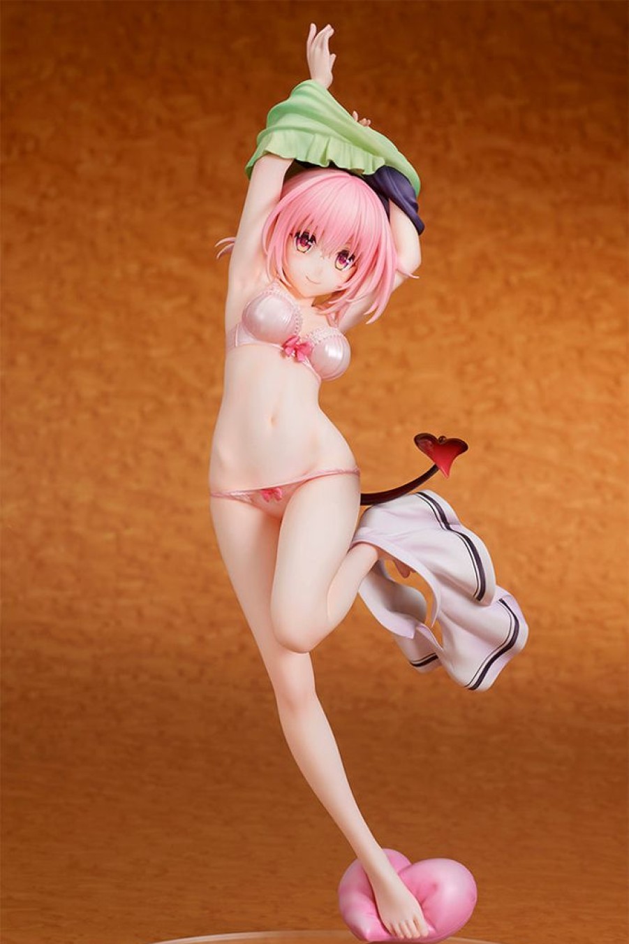 Products ques Q | Momo Belia Deviluke Changing Mode 1/7 Scale Figure