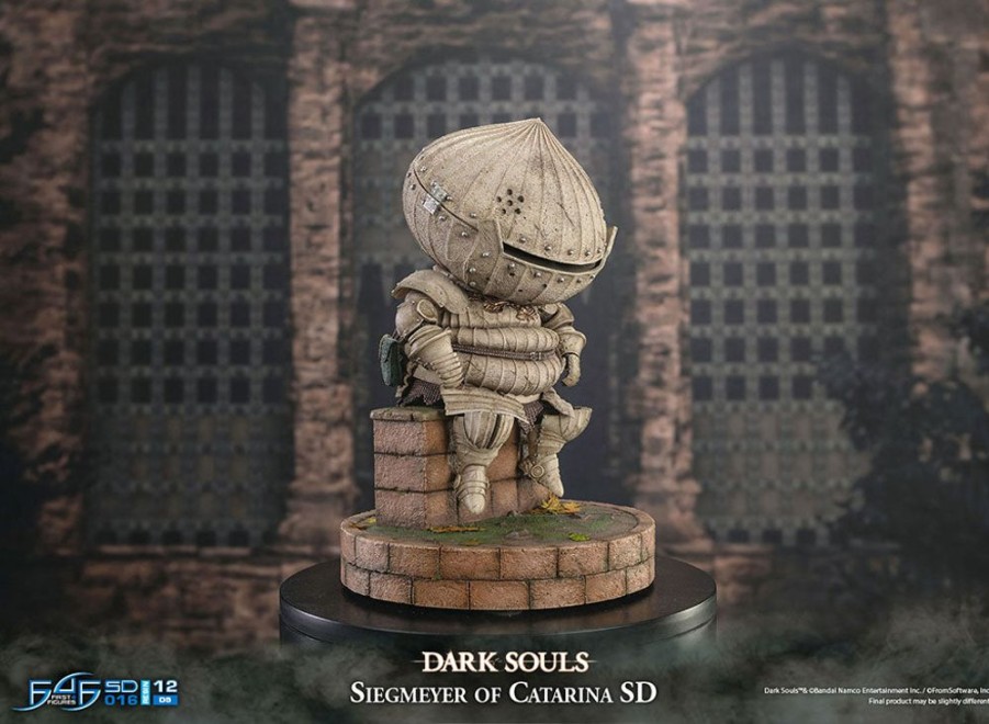 Products First 4 Figures | Siegmeyer Of Catarina Sd Complete Figure