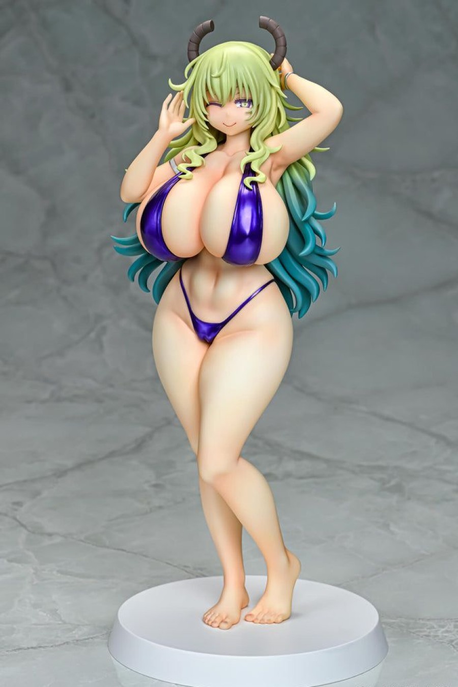 Pre-Orders Q-six | Lucoa Bikini Style 1/7 Scale Figure