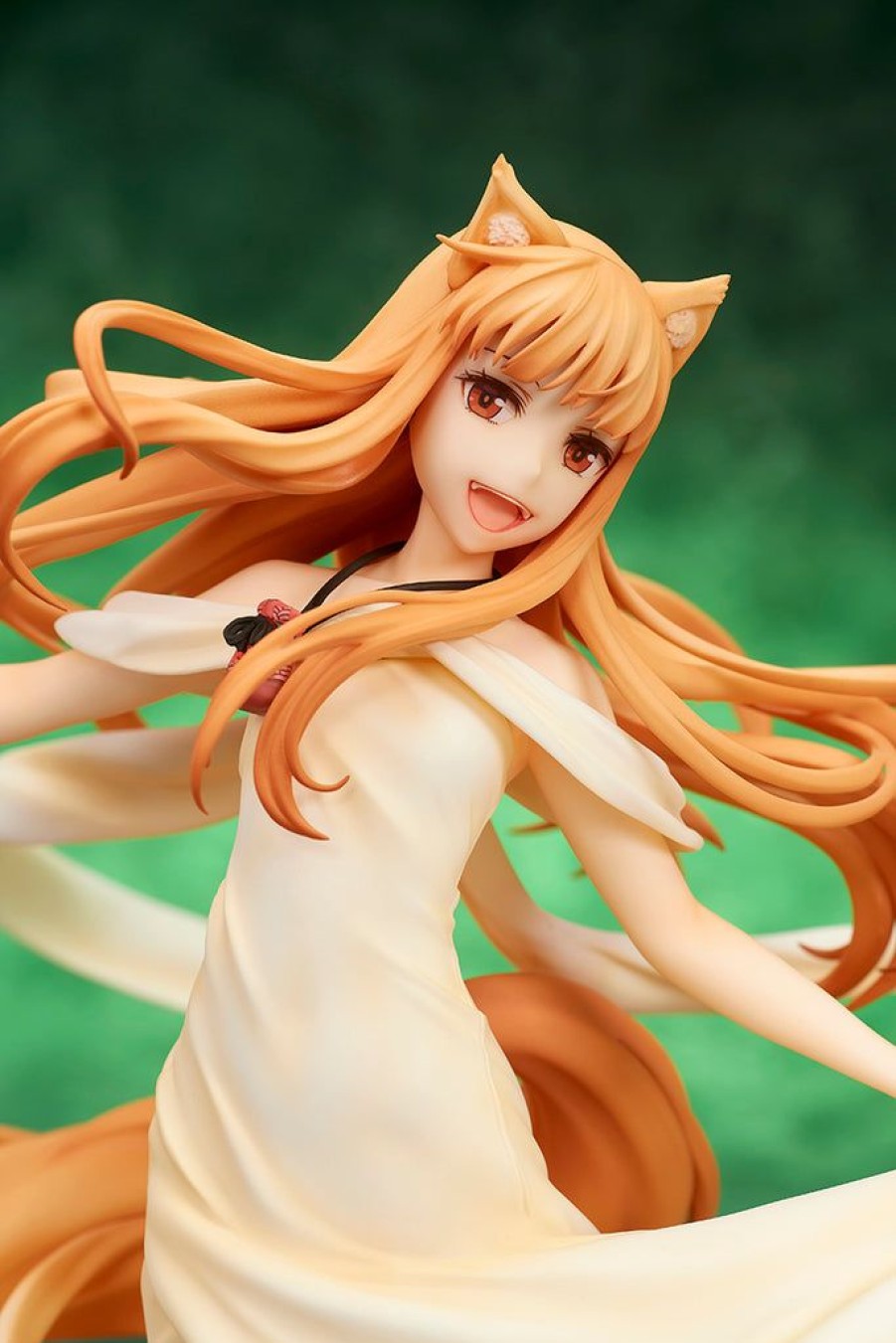 In Stock ques Q | Holo 1/7 Scale Figure