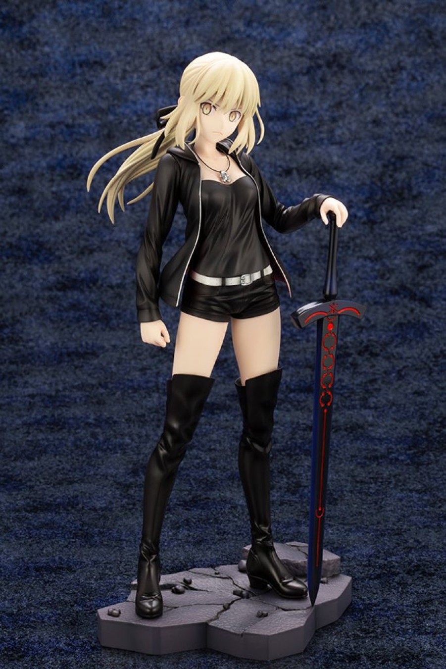 Pre-Orders Kotobukiya | Saber/Altria Pendragon (Alter) Casual Ver. 1/7 Scale Figure (Re-Run)