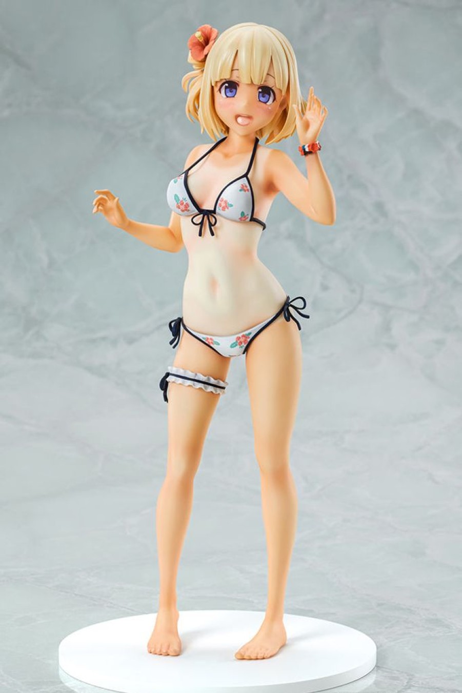 18+ Q-six | Hinai Paulette Bikini Ver. Suntan Line 1/6 Scale Figure